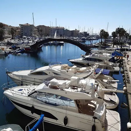 Fréjus, 2 Pièces, 4 Personnes - Fr-1-226a-29 *