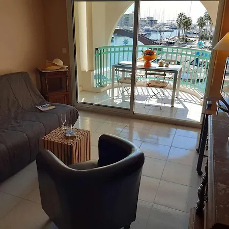 아파트 2 Pieces Avec Terrasse Et Parking, Proche Thalassotherapie - Fr-1-226a-29 *